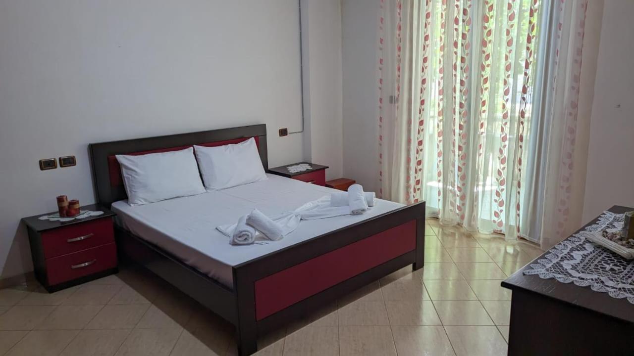 Hasani Apartments Sarandë Exterior foto